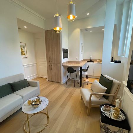 Appartements De Charme Du General Leclerc - Place D'Erlon - Hypercentre - Gare - แร็งส์ ภายนอก รูปภาพ