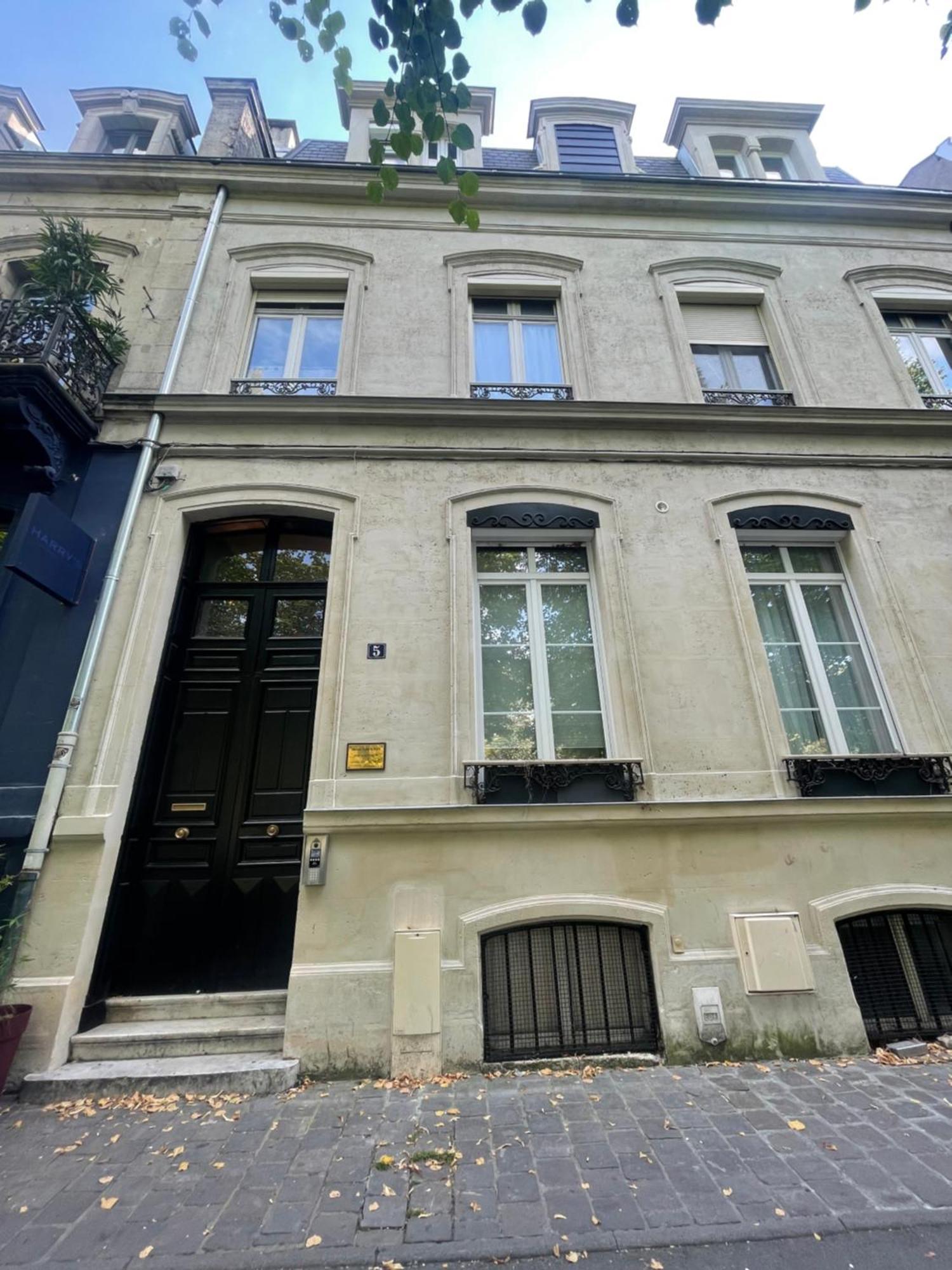 Appartements De Charme Du General Leclerc - Place D'Erlon - Hypercentre - Gare - แร็งส์ ภายนอก รูปภาพ