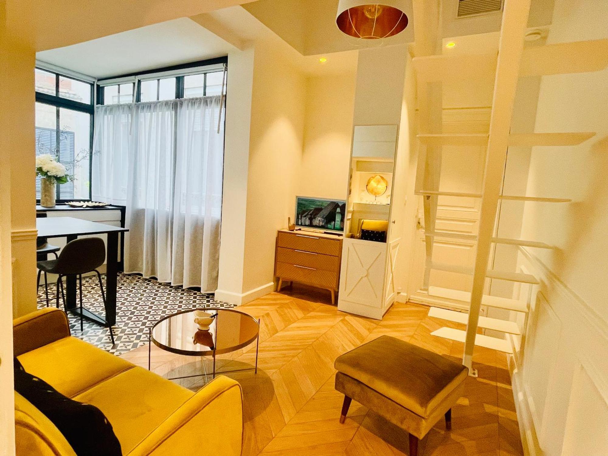 Appartements De Charme Du General Leclerc - Place D'Erlon - Hypercentre - Gare - แร็งส์ ภายนอก รูปภาพ